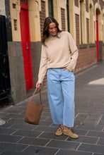 Load image into Gallery viewer, Demi Barrel Jean - Vintage Blue