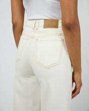 Load image into Gallery viewer, Jacqui Wide Leg Jean- Vint White