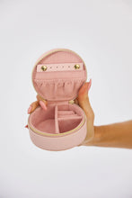 Load image into Gallery viewer, Daisy Jewellery Box - Round