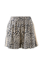 Load image into Gallery viewer, Mila Short - Leopard
