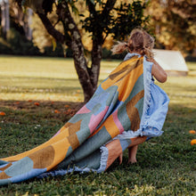Load image into Gallery viewer, Woven Throw - Kaleid - Sugar
