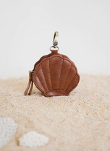 Load image into Gallery viewer, koa purse - chestnut
