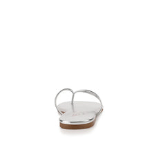 Load image into Gallery viewer, Tori Thongs - Silver
