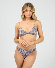 Load image into Gallery viewer, Carrie Classic Pant
