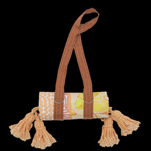 Load image into Gallery viewer, Le Lemon Picnic Rug - Nectar
